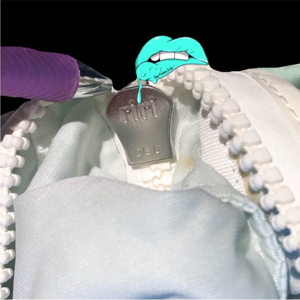 Fendi Monogram Blue Green Logo Nylon Beach Bag - Picture 6 of 15